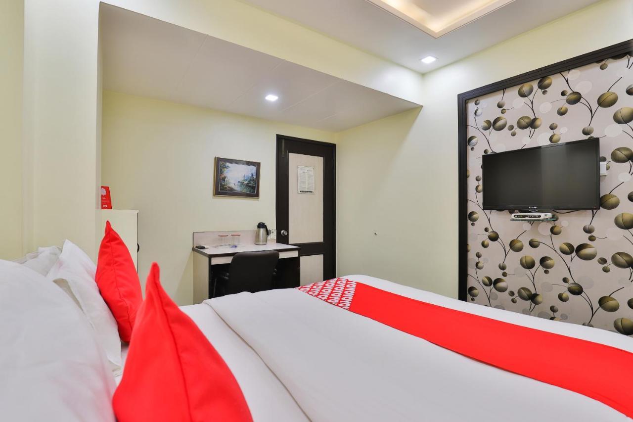 Oyo 17117 Hotel Rainbow Vadodara Luaran gambar