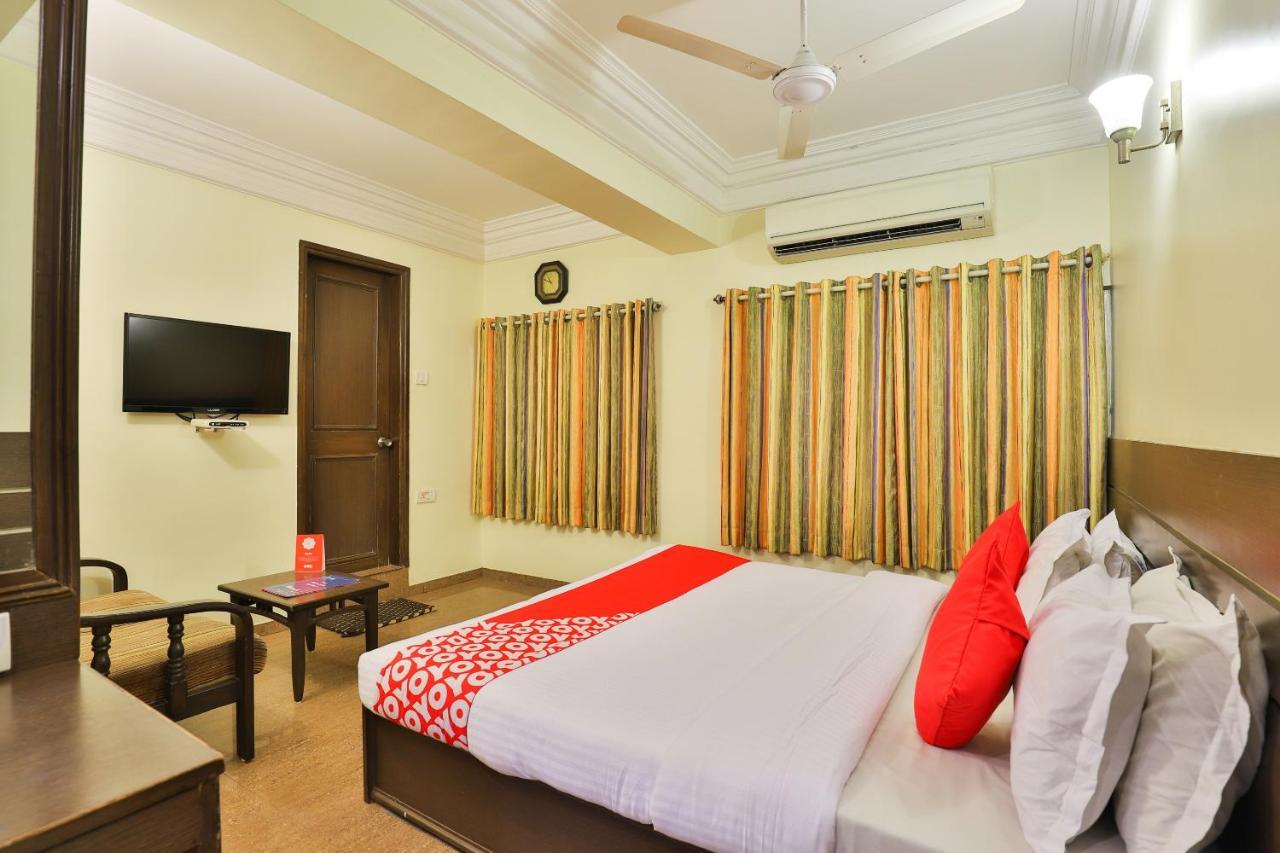 Oyo 17117 Hotel Rainbow Vadodara Luaran gambar